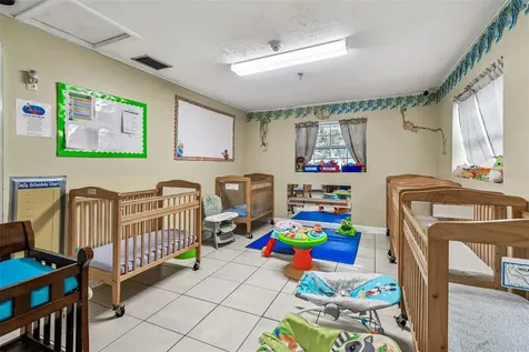 9912 N Myrtle Street Tampa FL 33617