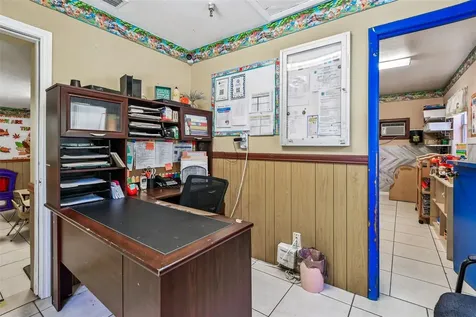 9912 N Myrtle Street Tampa FL 33617