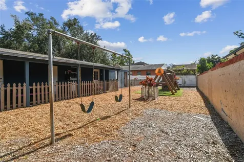 9912 N Myrtle Street Tampa FL 33617