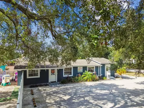 9912 N Myrtle Street Tampa FL 33617