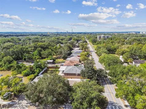 9912 N Myrtle Street Tampa FL 33617