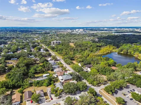 9912 N Myrtle Street Tampa FL 33617