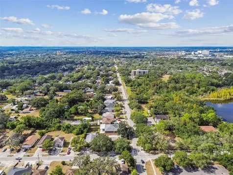 9912 N Myrtle Street Tampa FL 33617