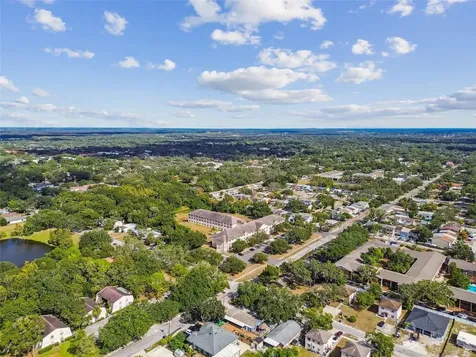 9912 N Myrtle Street Tampa FL 33617