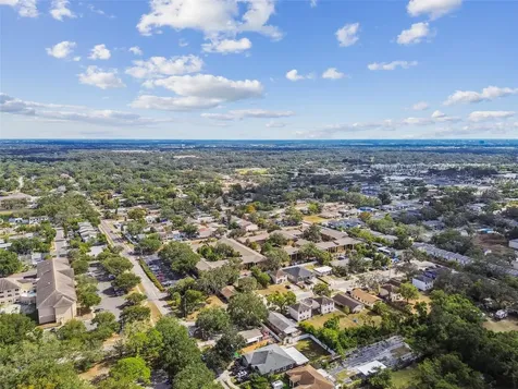 9912 N Myrtle Street Tampa FL 33617