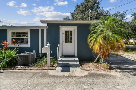 9912 N Myrtle Street Tampa FL 33617