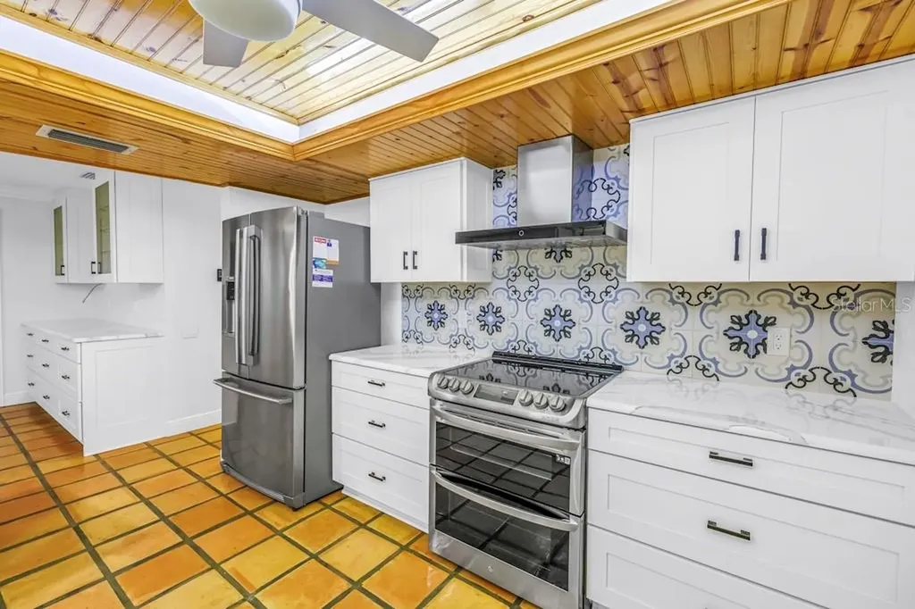 11174 90th Terrace Seminole FL 33772