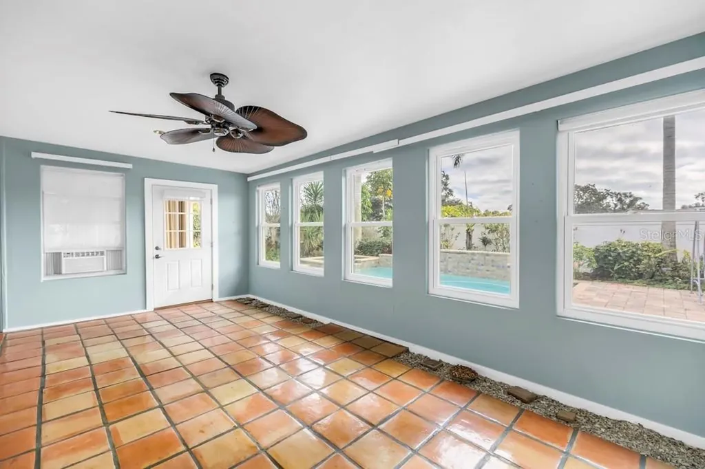 11174 90th Terrace Seminole FL 33772