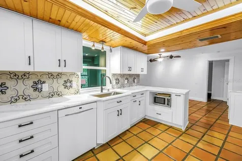 11174 90th Terrace Seminole FL 33772
