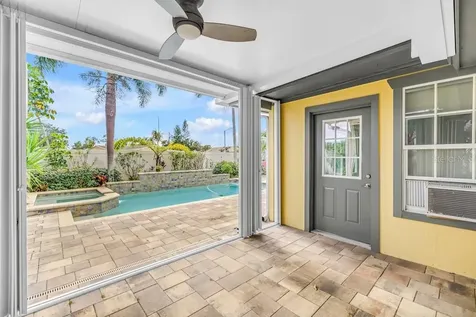 11174 90th Terrace Seminole FL 33772