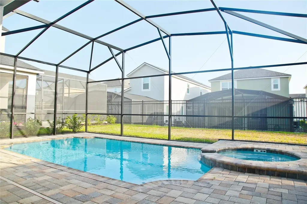 9027 Pelican Cove Trace Kissimmee FL 34747
