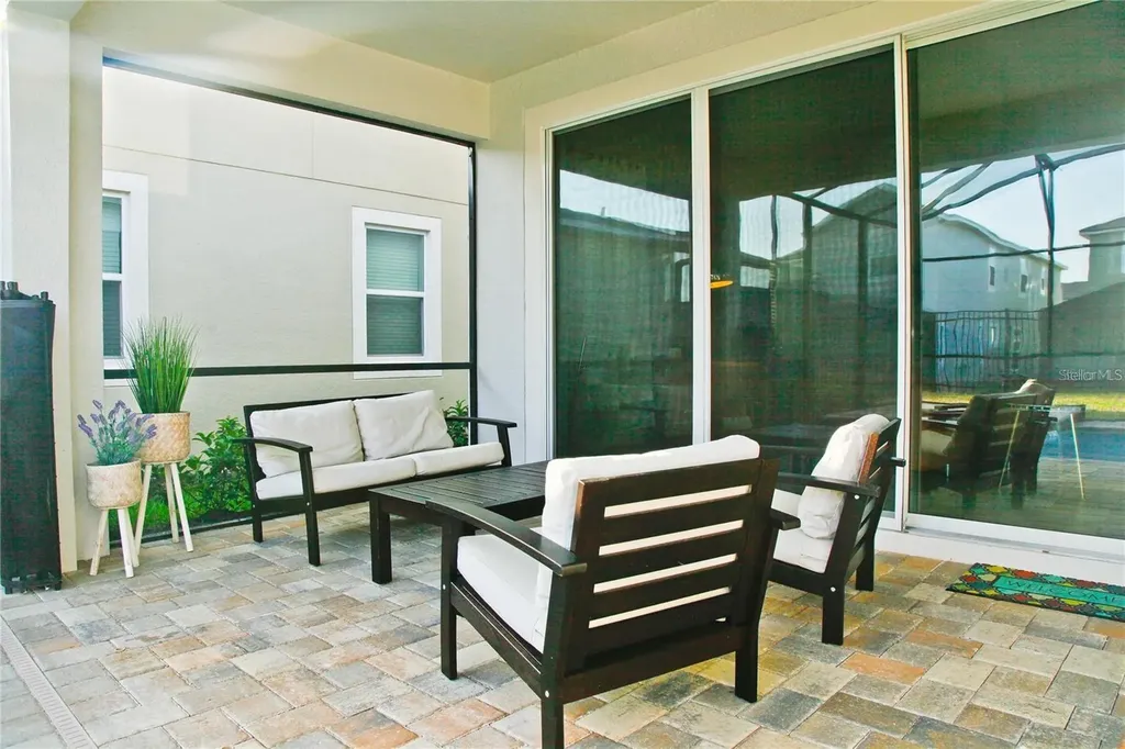 9027 Pelican Cove Trace Kissimmee FL 34747