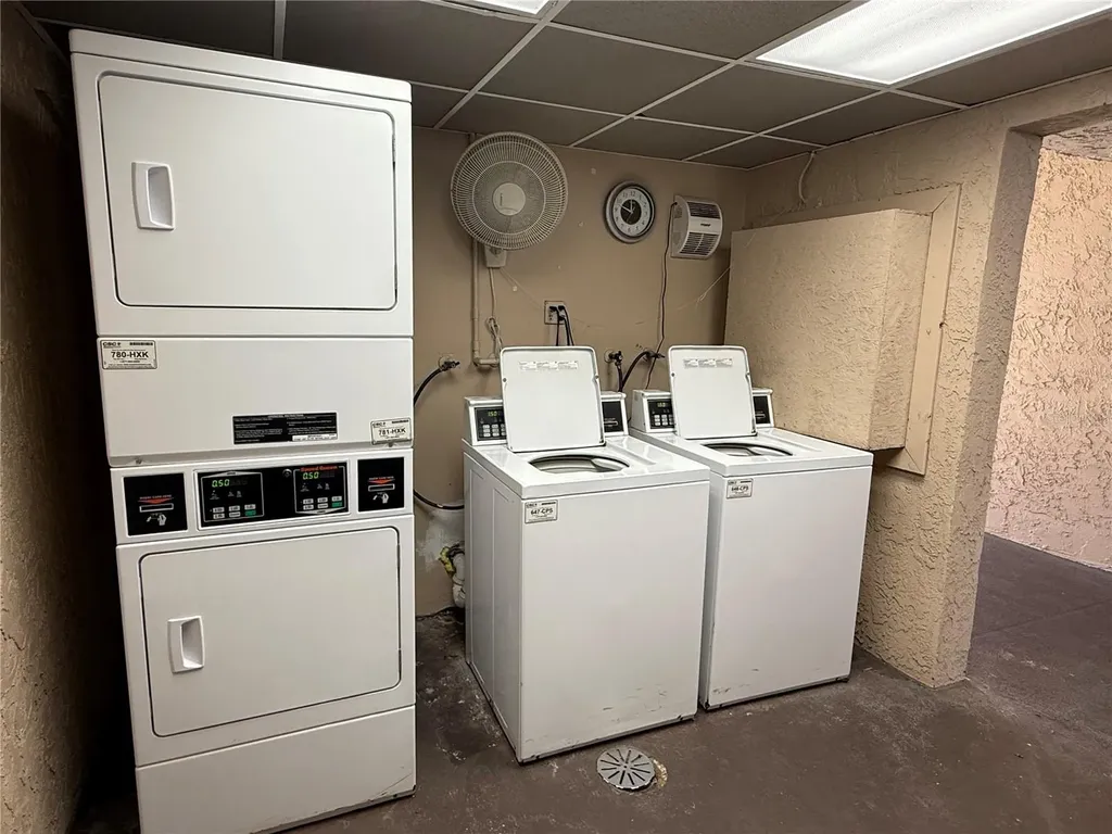 10038 62nd Terrace N Seminole FL 33708