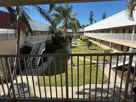10038 62nd Terrace N Seminole FL 33708