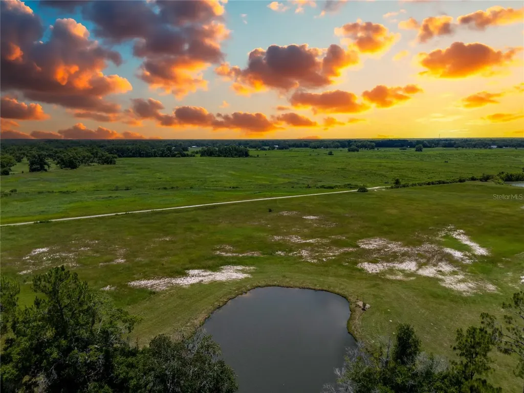 9422 SW State Road 121 Lake Butler FL 32054