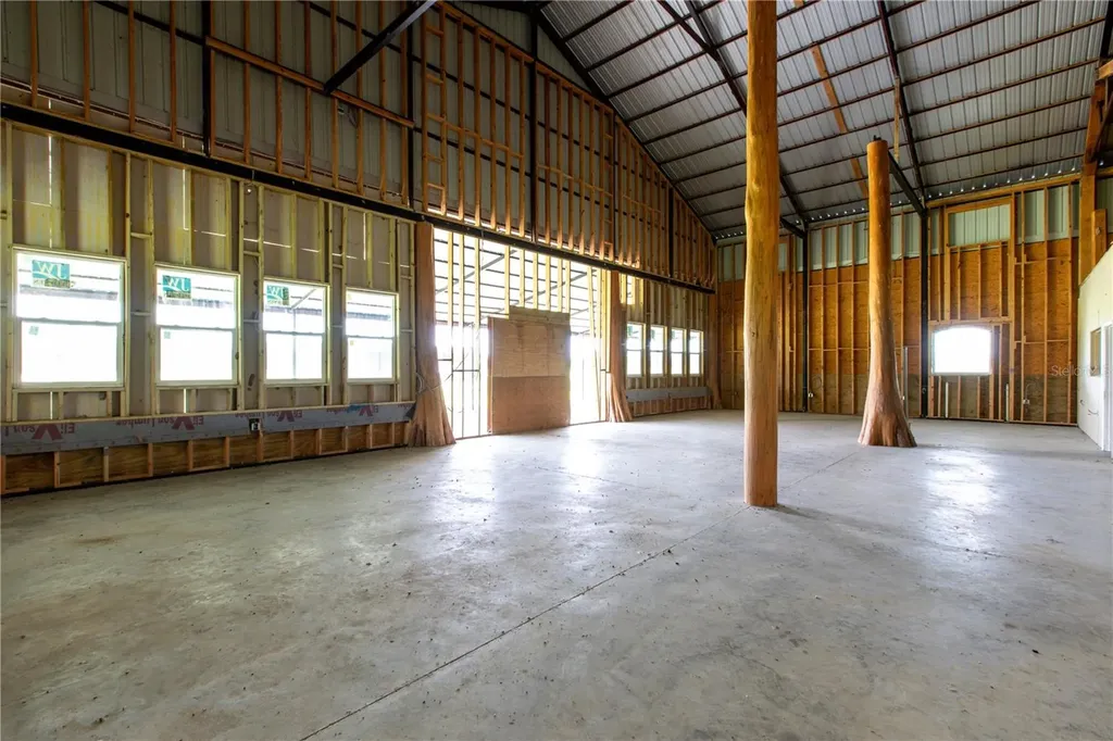 9422 SW State Road 121 Lake Butler FL 32054