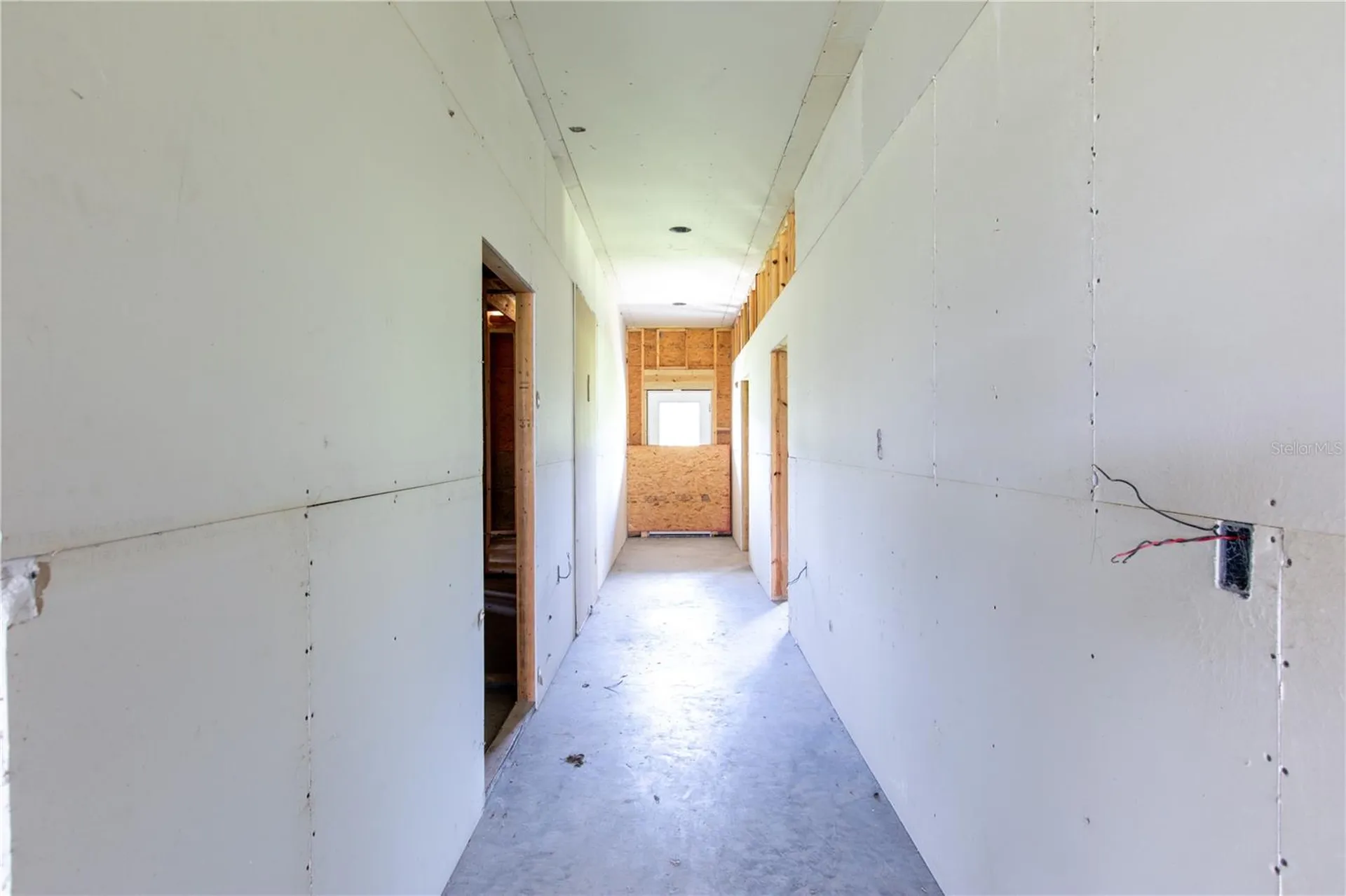 9422 SW State Road 121 Lake Butler FL 32054