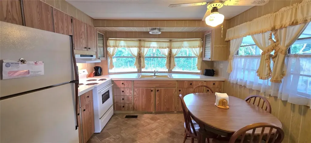 37021 Karen Avenue Zephyrhills FL 33542