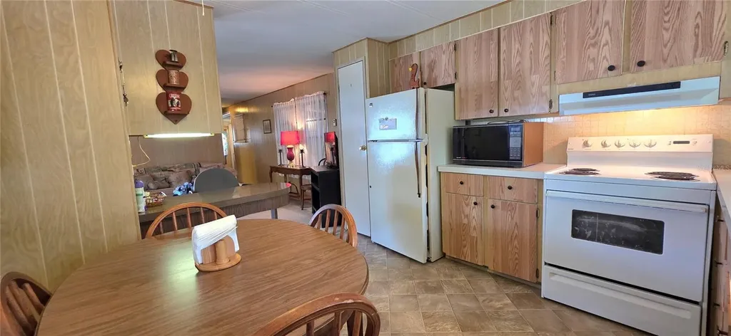 37021 Karen Avenue Zephyrhills FL 33542