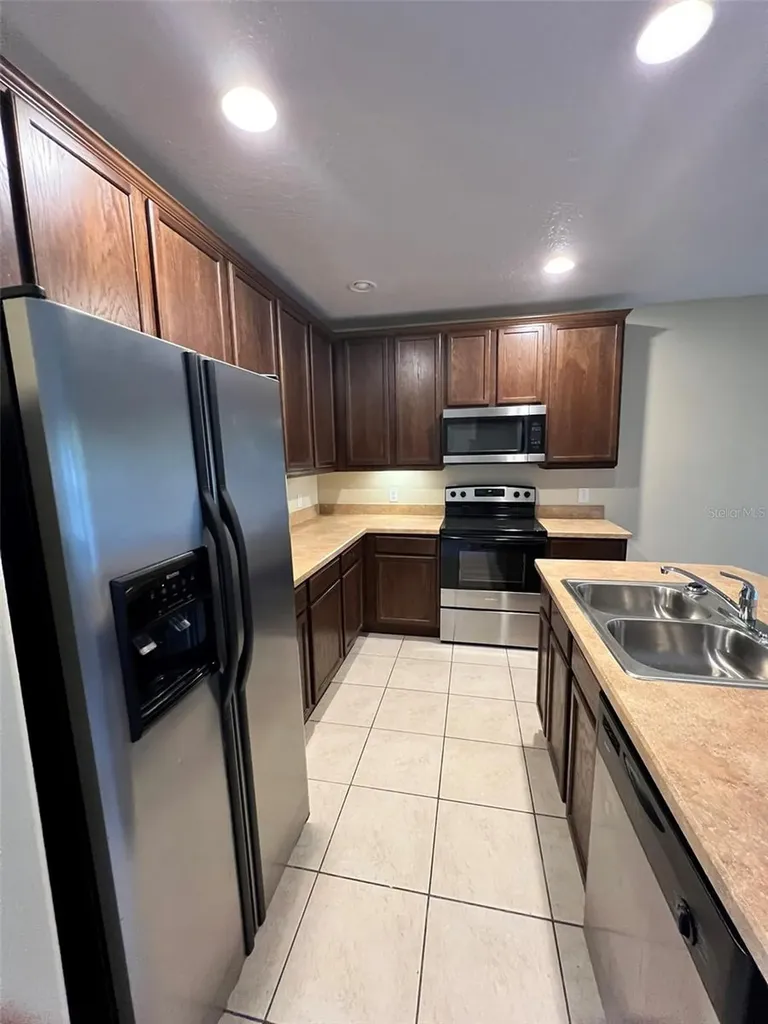 2202 Seven Oaks Drive St Cloud FL 34772