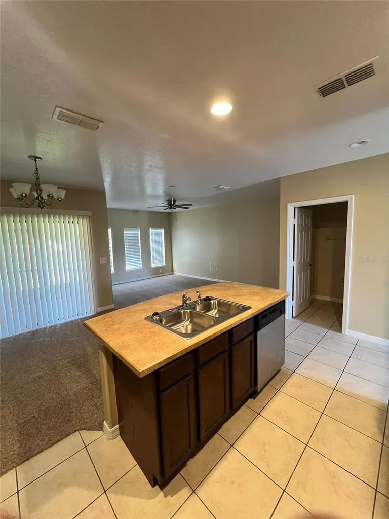 2202 Seven Oaks Drive St Cloud FL 34772