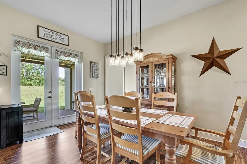 36431 Florrie Mae Lane Dade City FL 33523