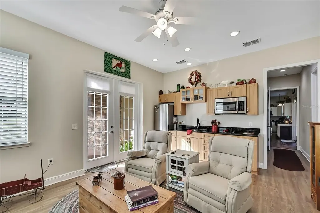 36431 Florrie Mae Lane Dade City FL 33523