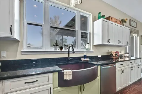 36431 Florrie Mae Lane Dade City FL 33523