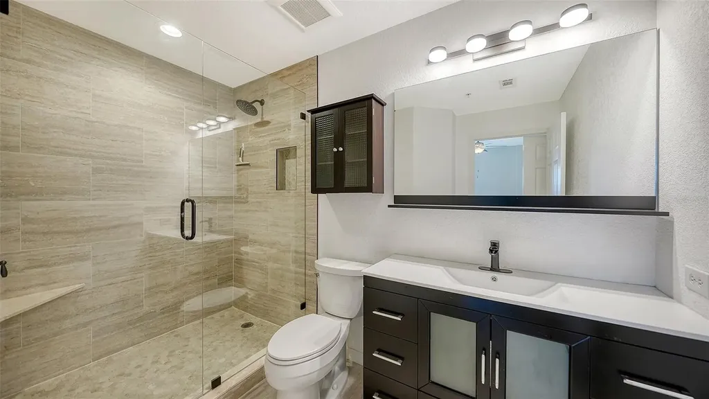 1064 N Tamiami Trail Sarasota FL 34236
