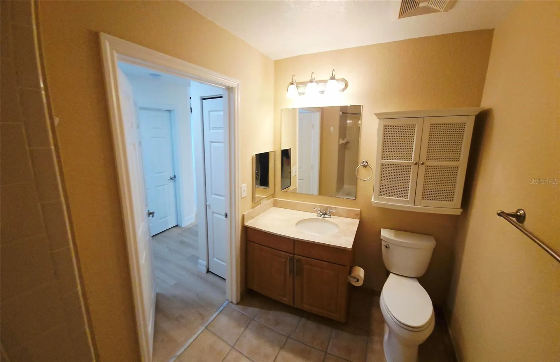 1064 N Tamiami Trail Sarasota FL 34236