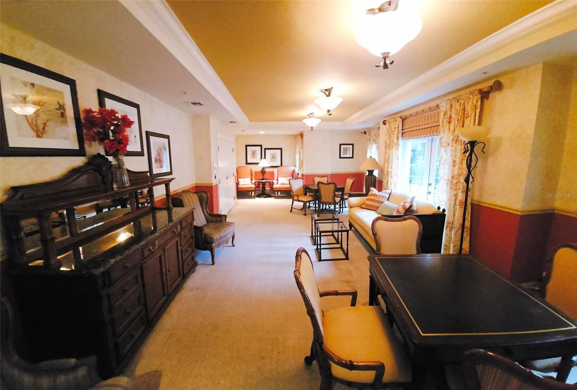 1064 N Tamiami Trail Sarasota FL 34236