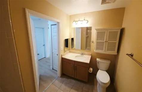1064 N Tamiami Trail Sarasota FL 34236