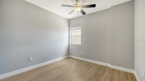 1064 N Tamiami Trail Sarasota FL 34236