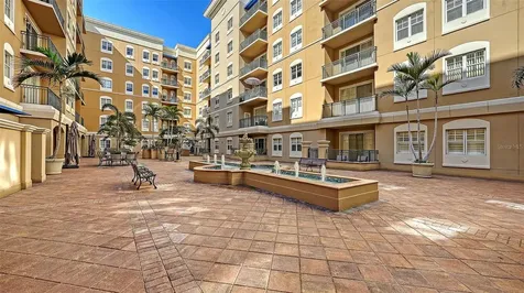 1064 N Tamiami Trail Sarasota FL 34236