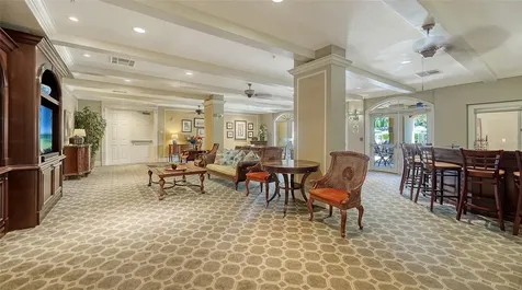 1064 N Tamiami Trail Sarasota FL 34236