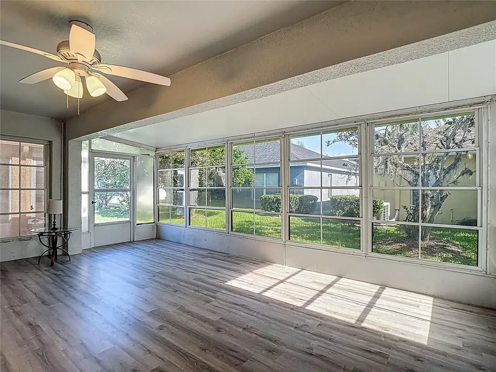 9608 Rolling Circle San Antonio FL 33576