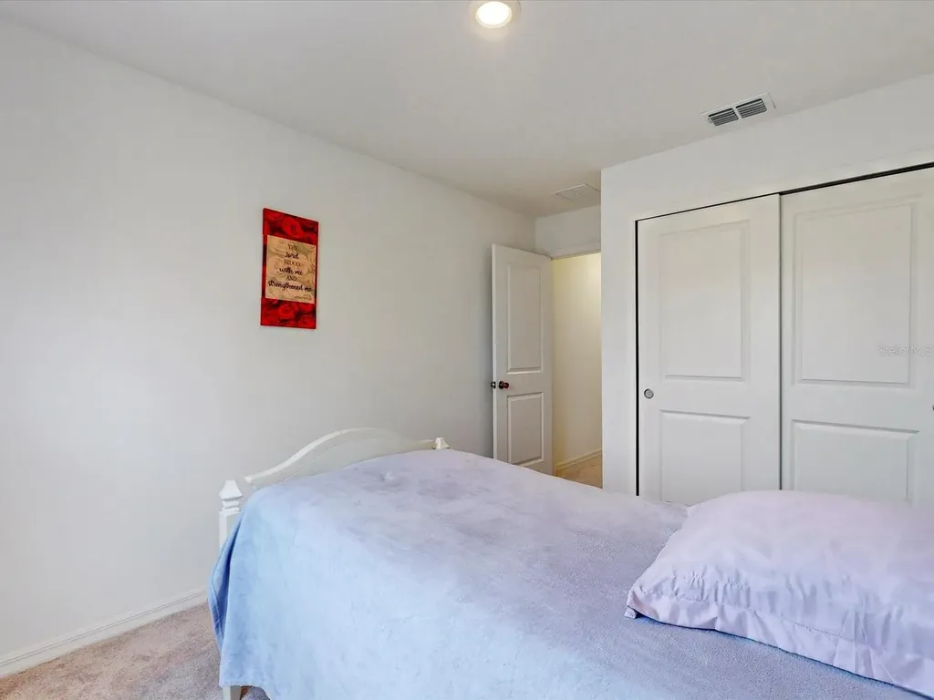 3002 Canary Avenue Davenport FL 33837
