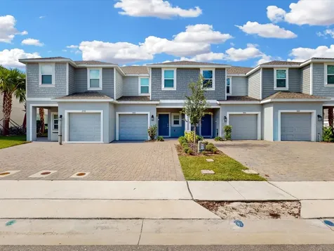 3002 Canary Avenue Davenport FL 33837