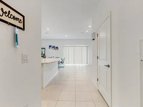 3002 Canary Avenue Davenport FL 33837