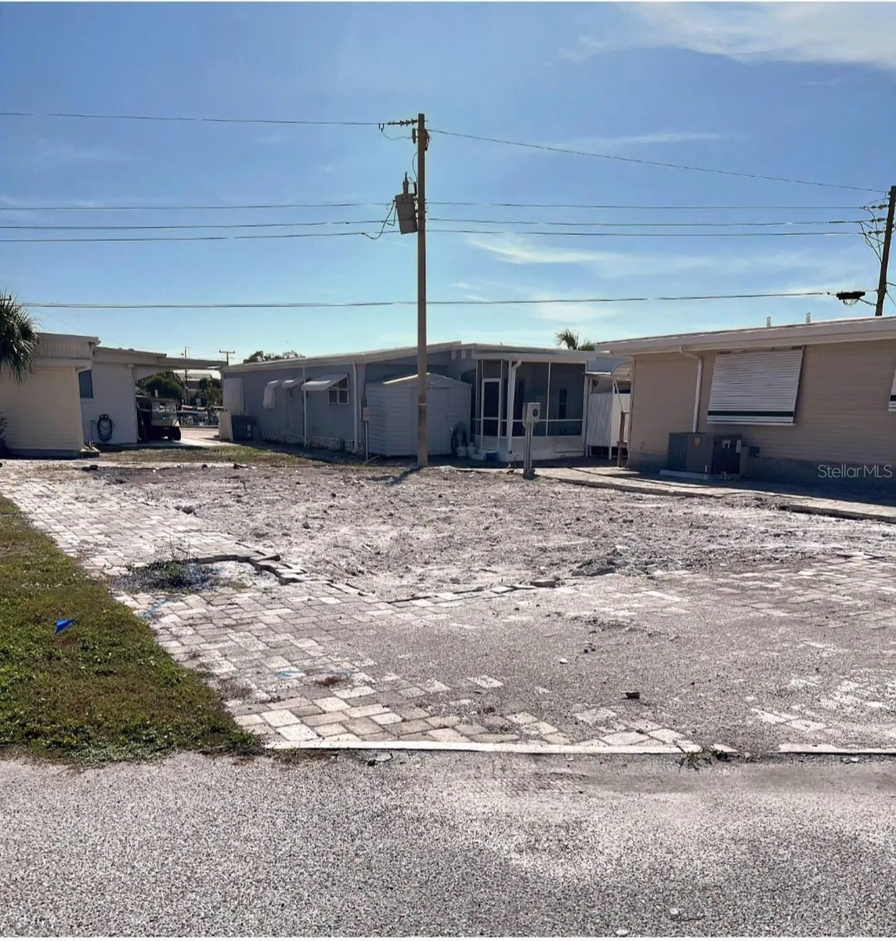 2208 Iowa Avenue Bradenton FL 34207