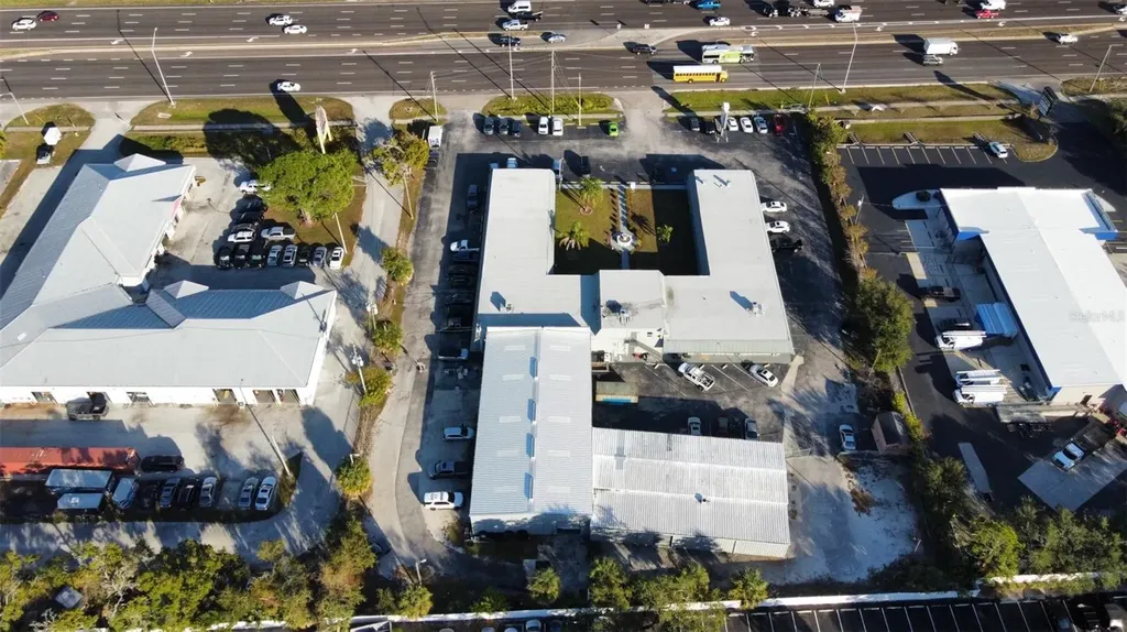 37542 Us Highway 19 N Palm Harbor FL 34684
