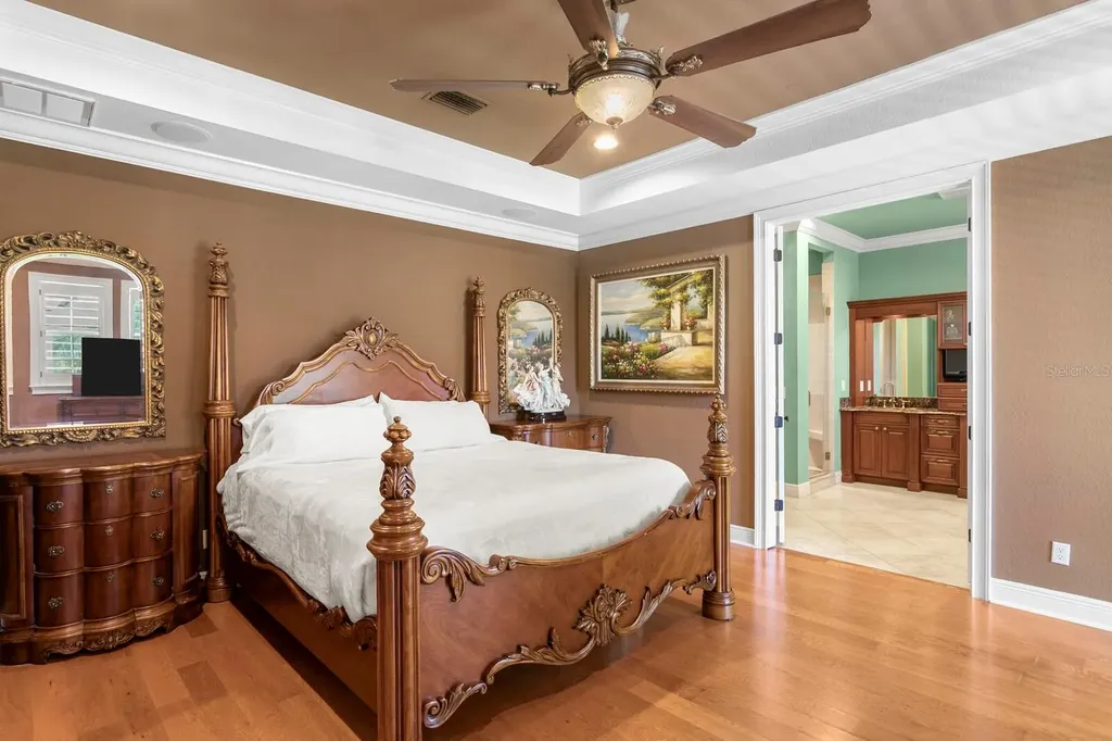 4912 Yacht Club Drive Tampa FL 33616