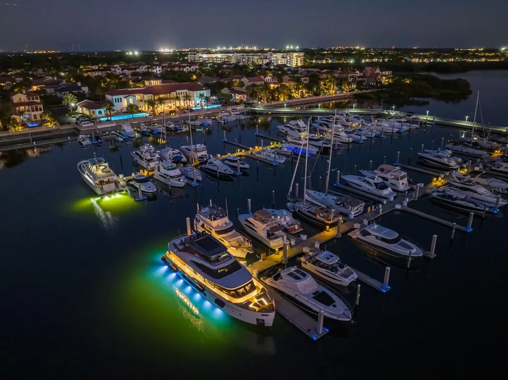 4912 Yacht Club Drive Tampa FL 33616