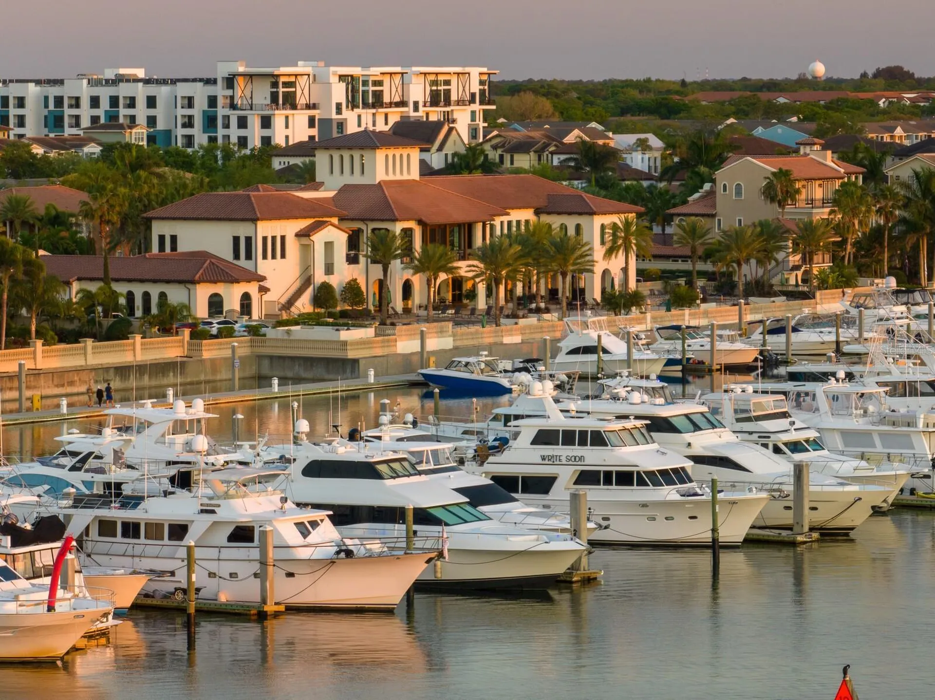 4912 Yacht Club Drive Tampa FL 33616