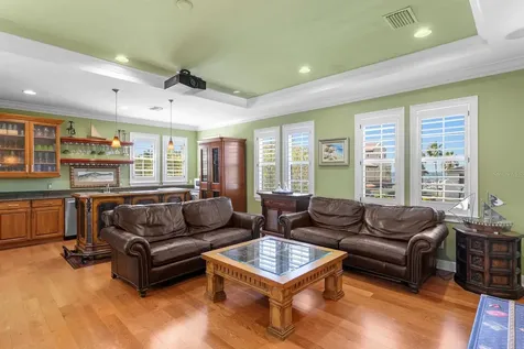 4912 Yacht Club Drive Tampa FL 33616
