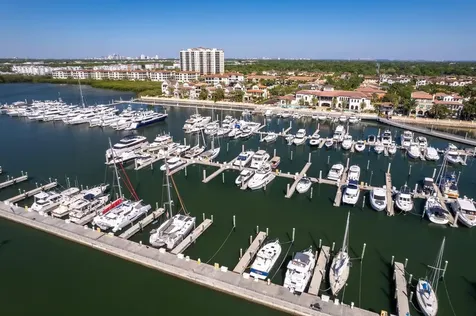 4912 Yacht Club Drive Tampa FL 33616