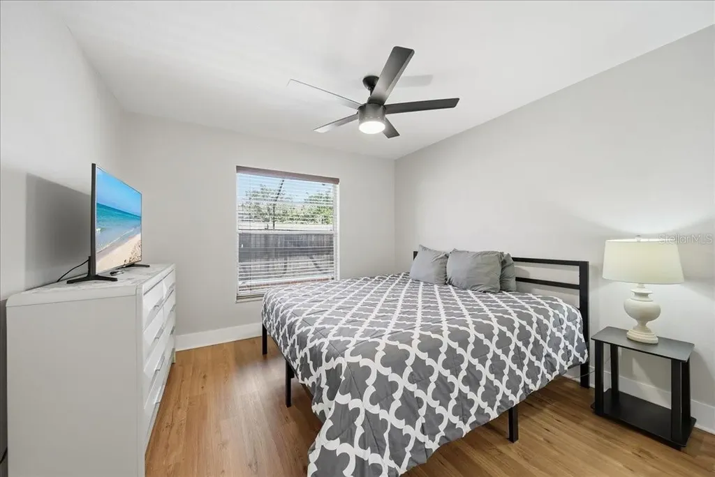 5883 Whistlewood Circle Sarasota FL 34232