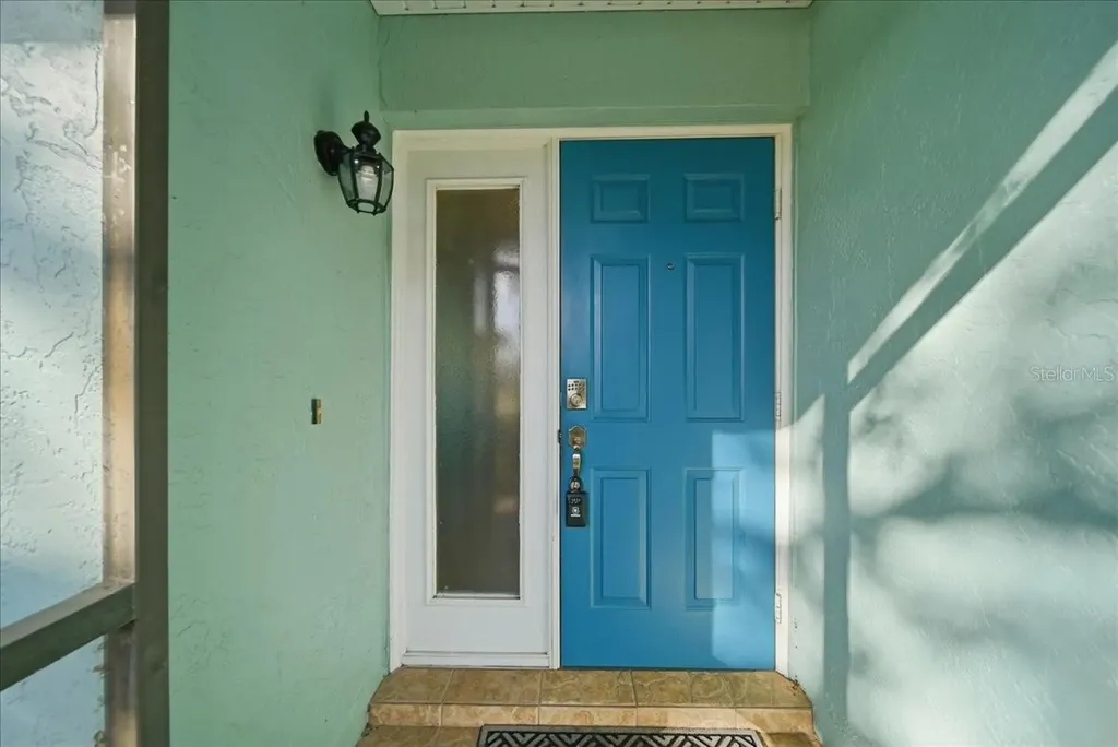 5883 Whistlewood Circle Sarasota FL 34232