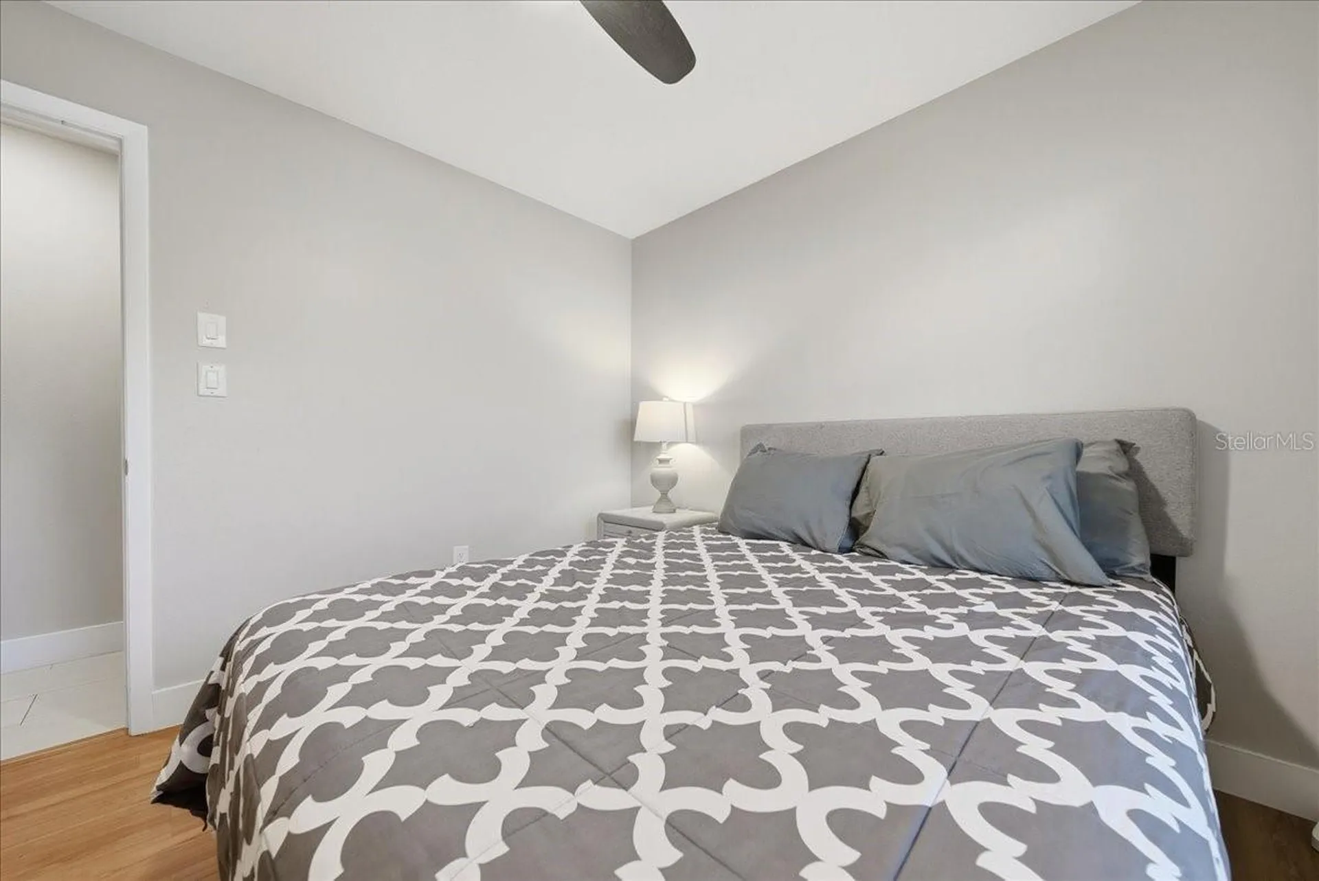 5883 Whistlewood Circle Sarasota FL 34232