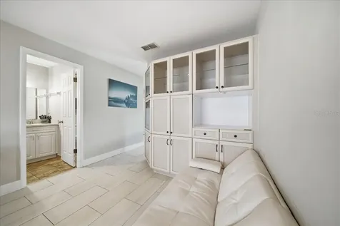 5883 Whistlewood Circle Sarasota FL 34232